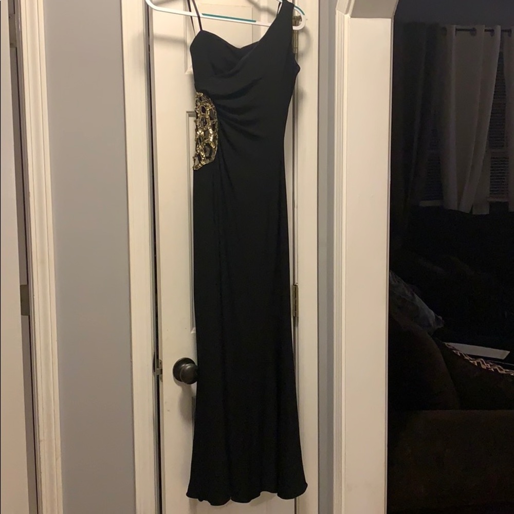 Black prom dress
